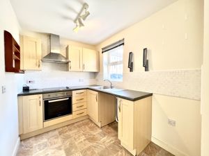 Kitchen- click for photo gallery